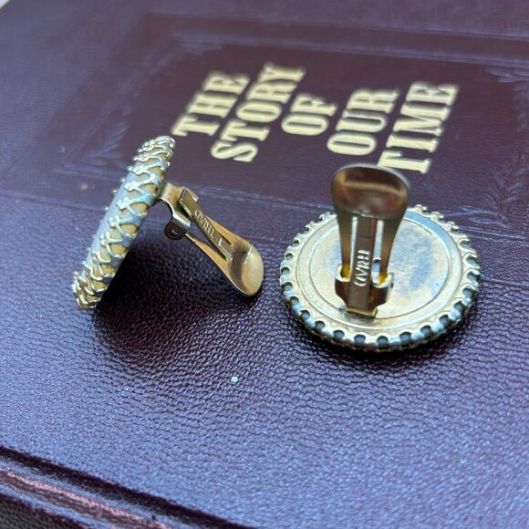 Vintage Triad Clip-On Earrings – Cream Matte Center with Gold Cutout Setting - Picture 5 of 10